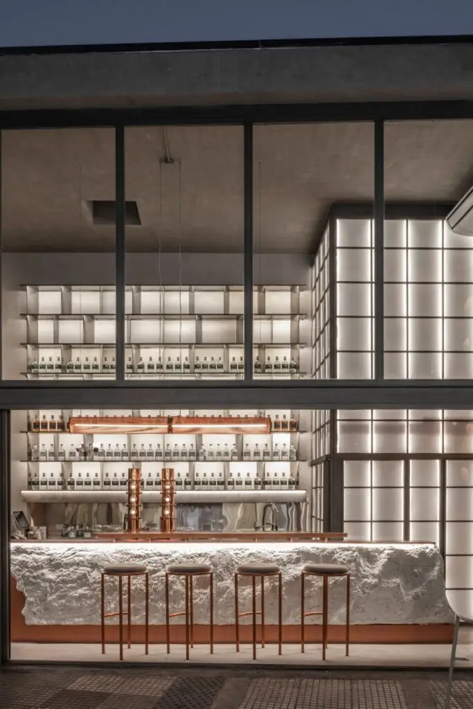 counter of MORETTI GIN BAR